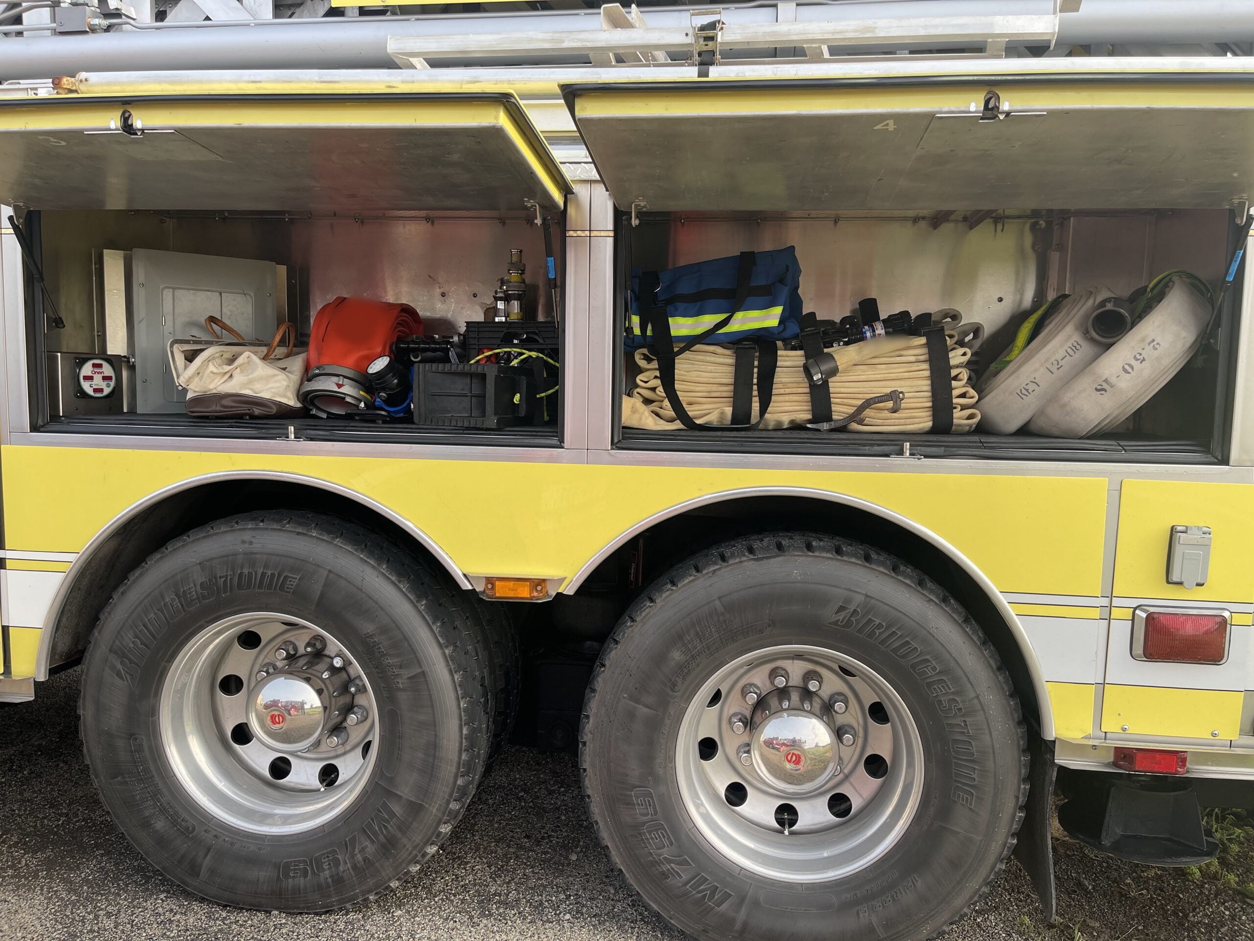 2004 Sutphen 110′ Platform #716296