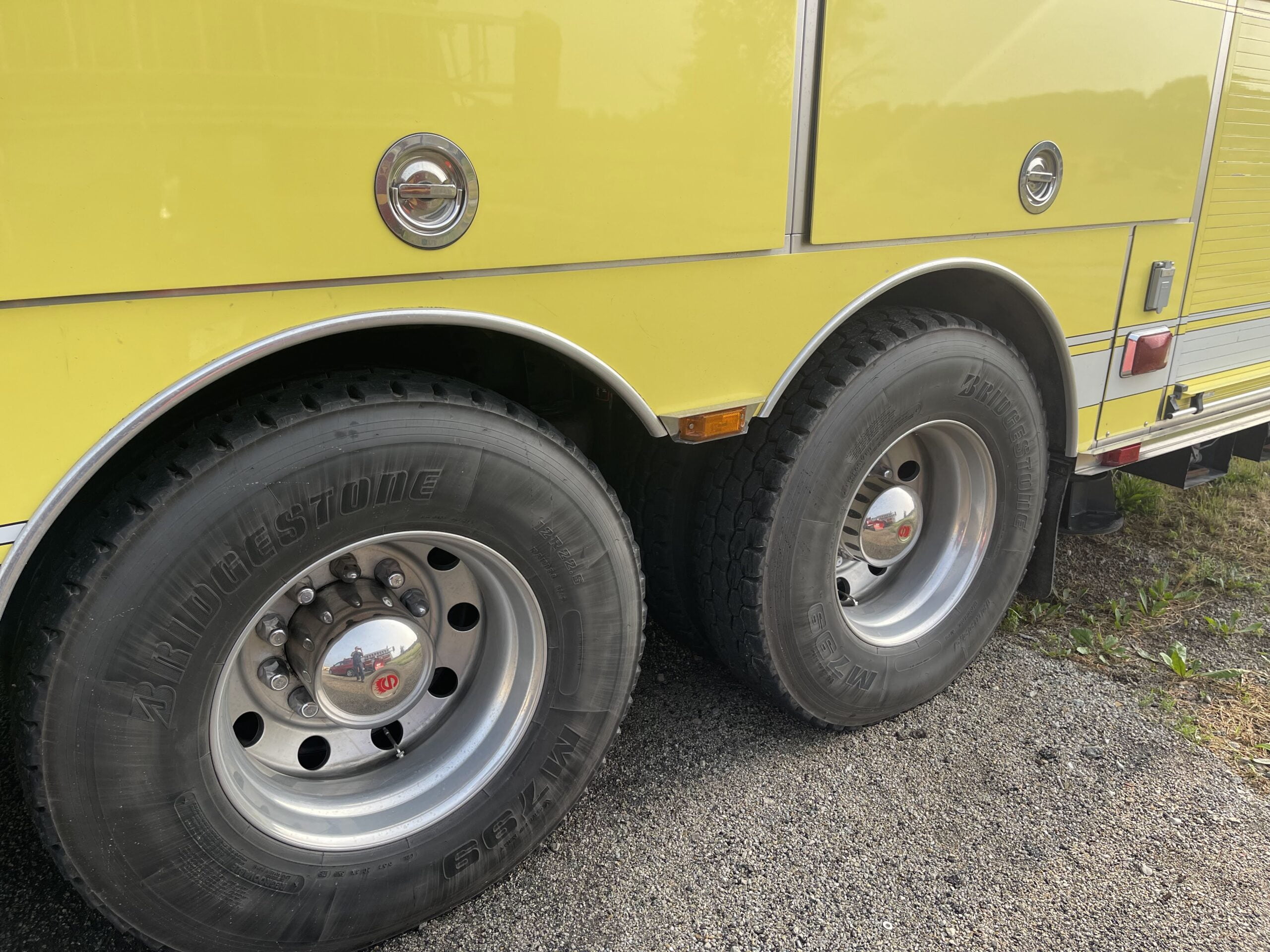 2004 Sutphen 110′ Platform #716296