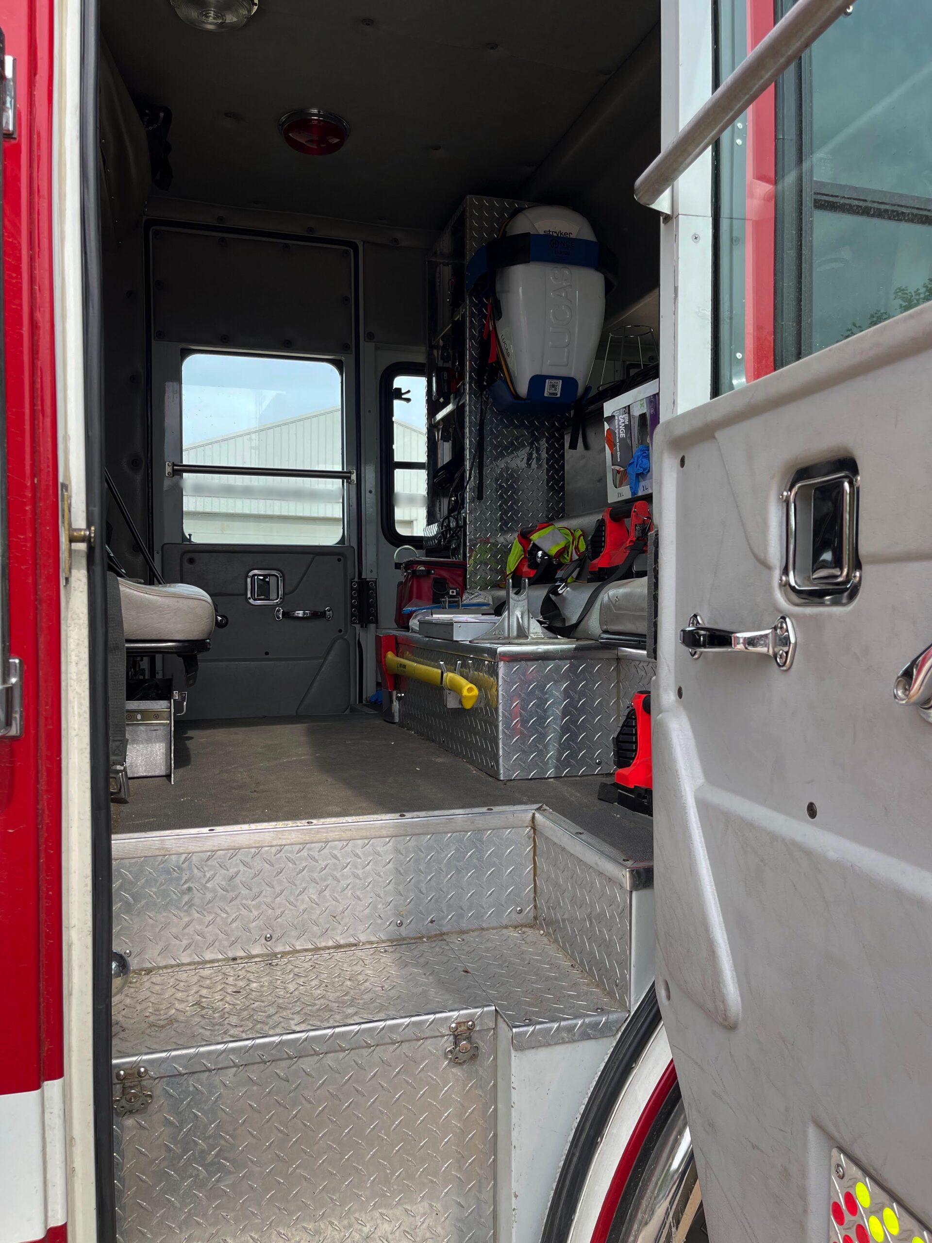 1996 HME 19′ Rescue #716309