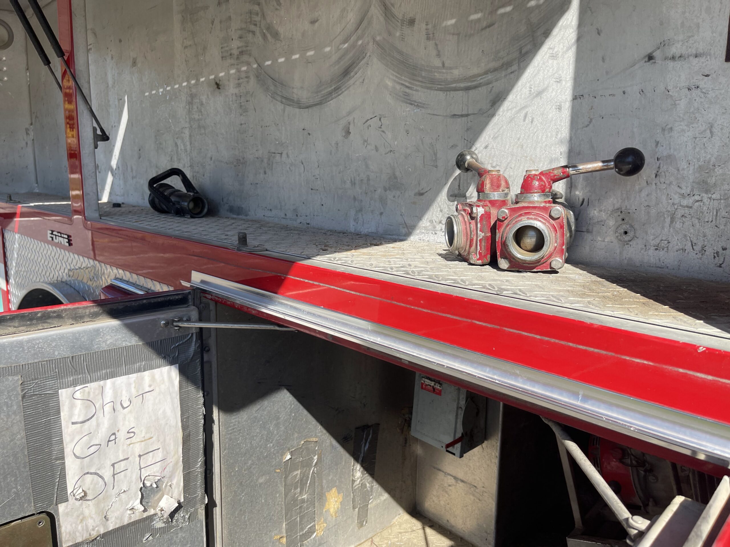 1996  E-One Pumper #716299