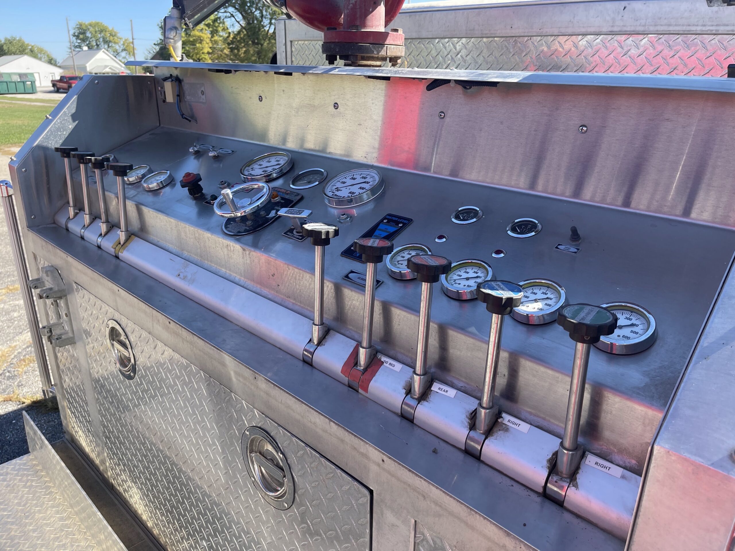 1996  E-One Pumper #716299