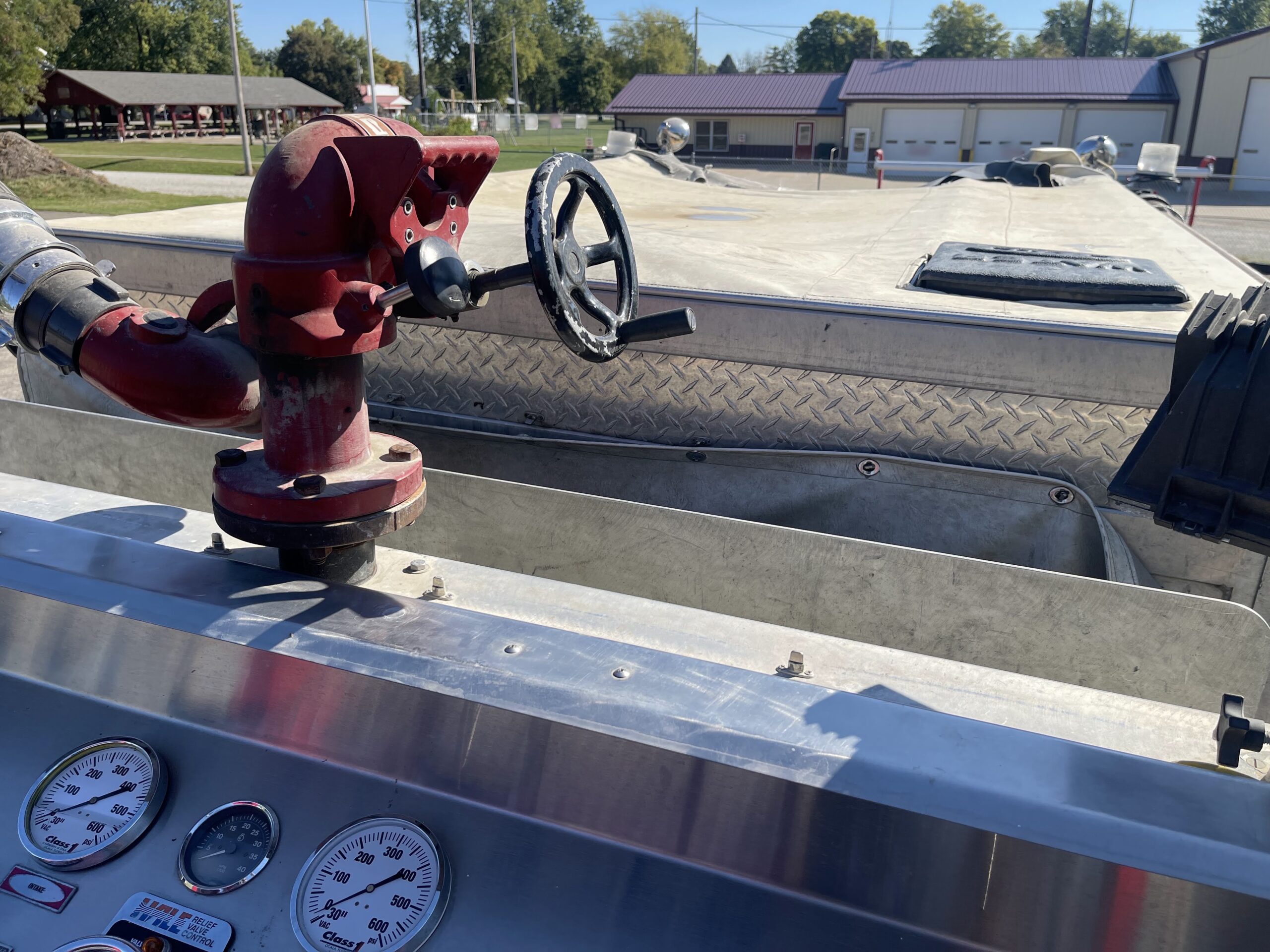 1996  E-One Pumper #716299