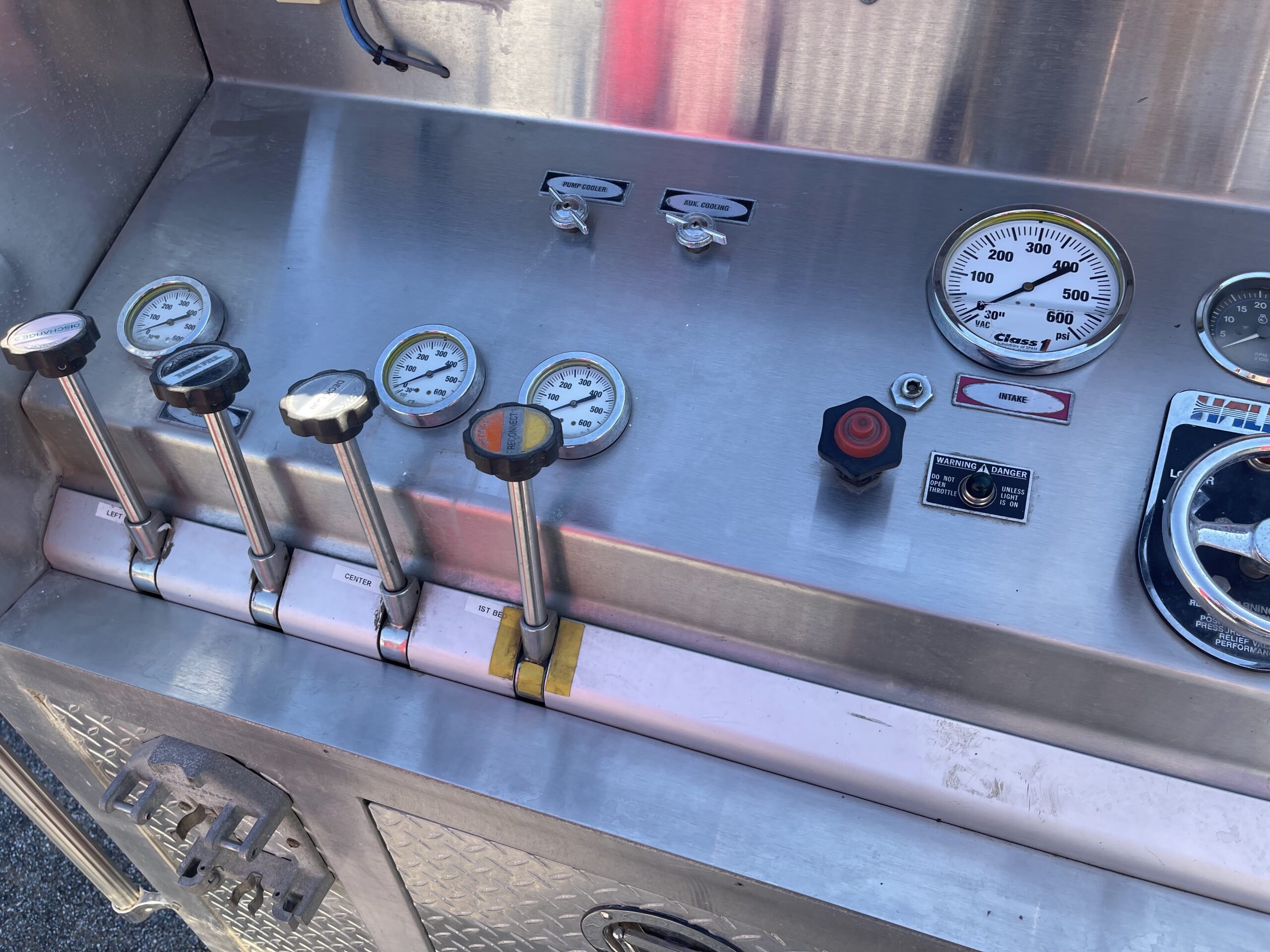 1996  E-One Pumper #716299