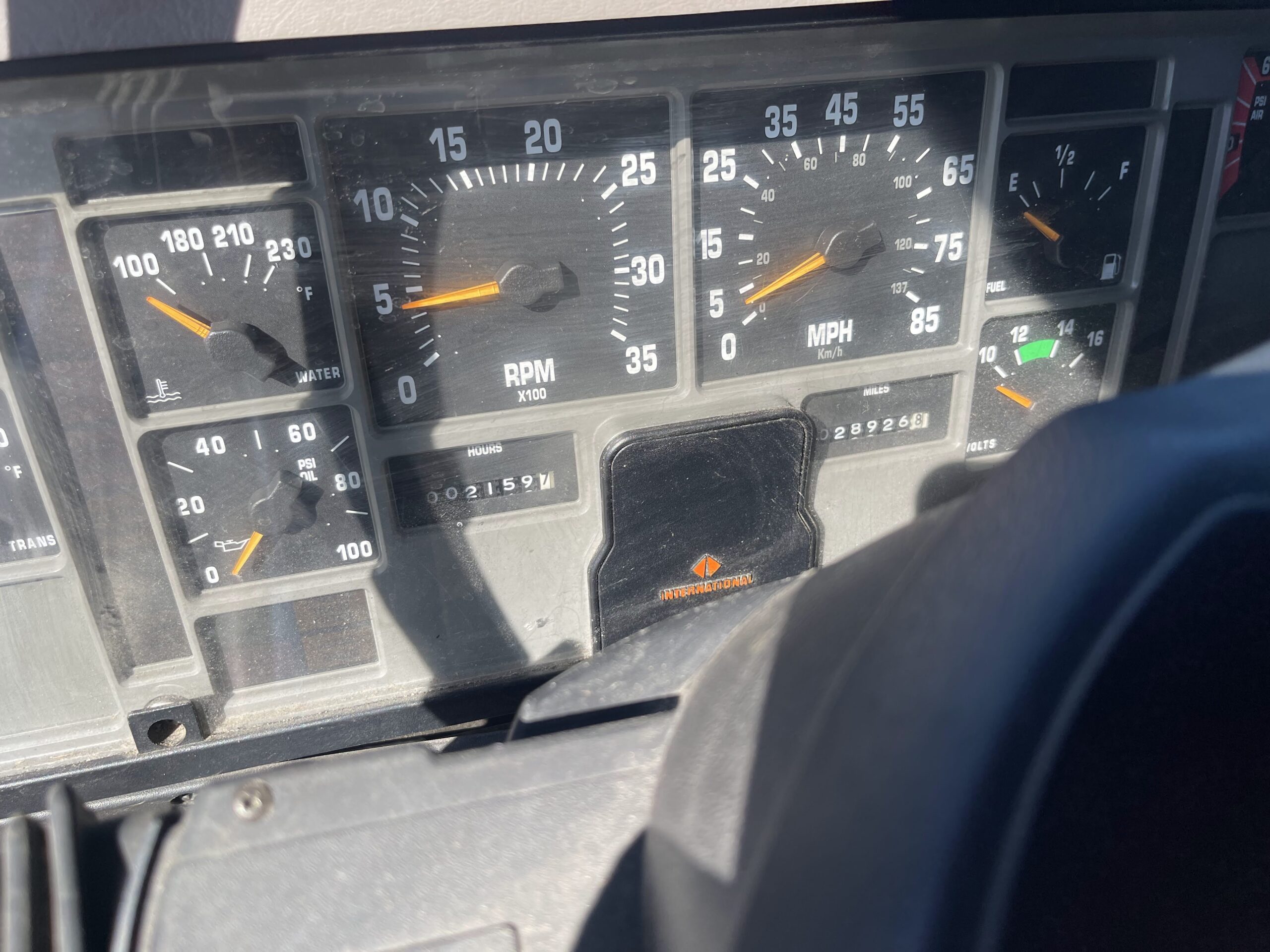 1996  E-One Pumper #716299