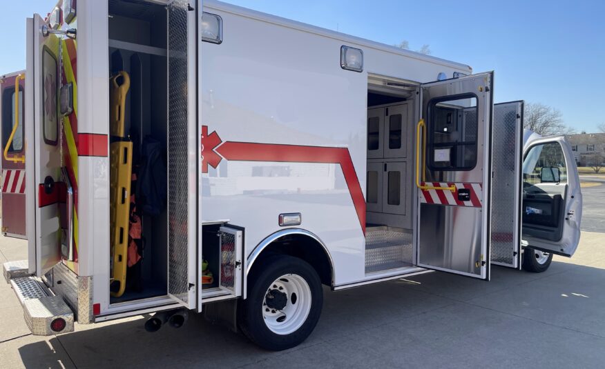 2016 F-450 4×4 Wheeled Coach Ambulance #716316
