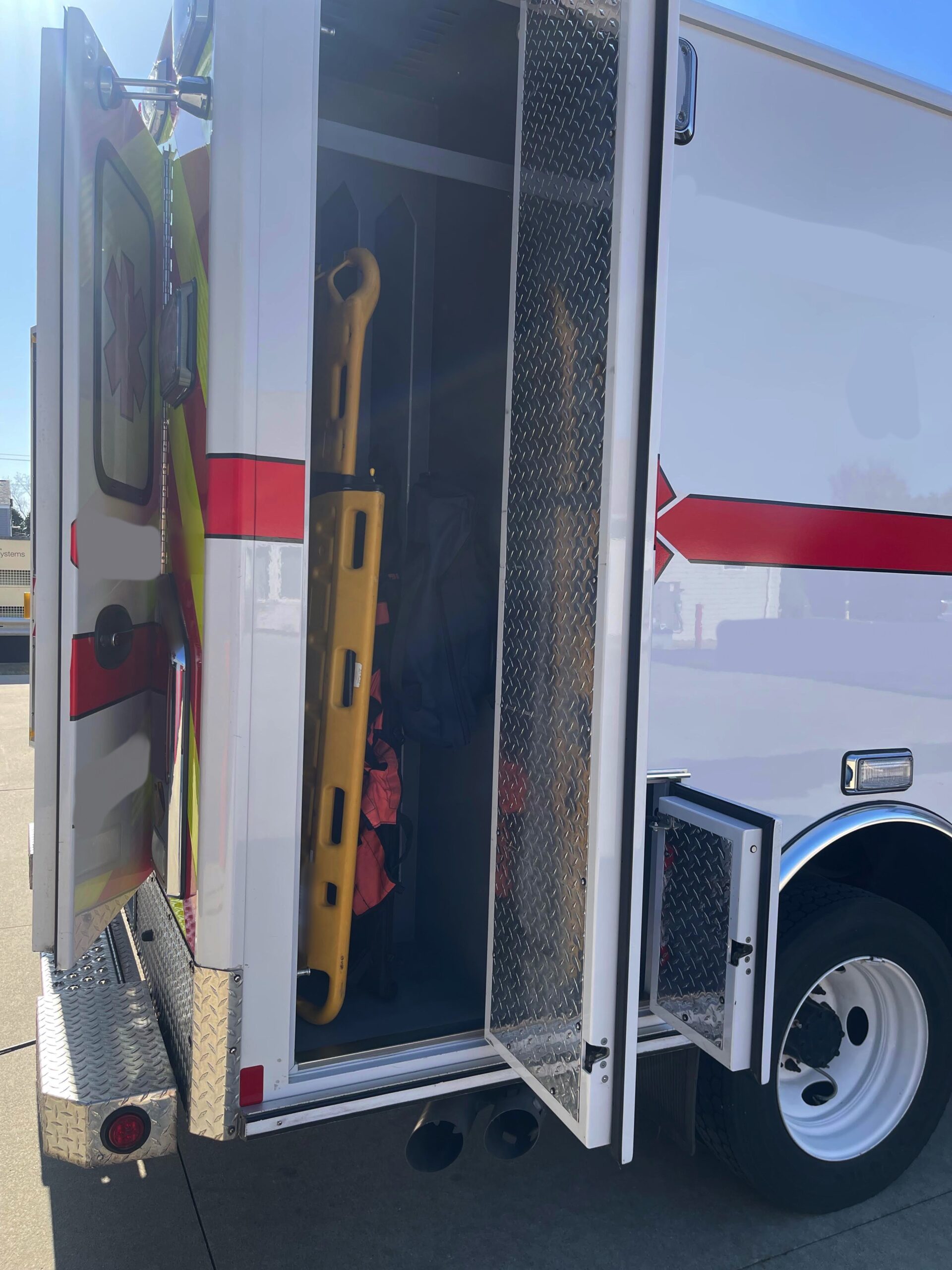 2016 F-450 4×4 Wheeled Coach Ambulance #716316