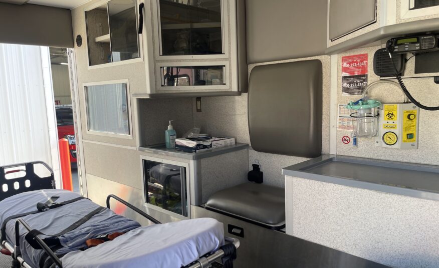 2016 F-450 4×4 Wheeled Coach Ambulance #716316
