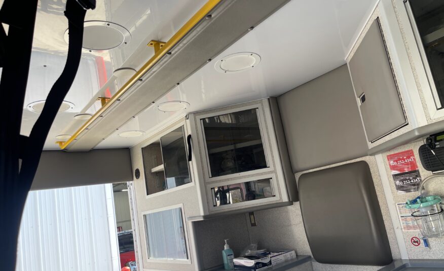 2016 F-450 4×4 Wheeled Coach Ambulance #716316