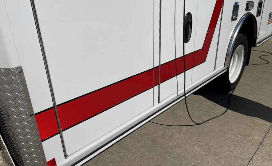2016 F-450 4×4 Wheeled Coach Ambulance #716316