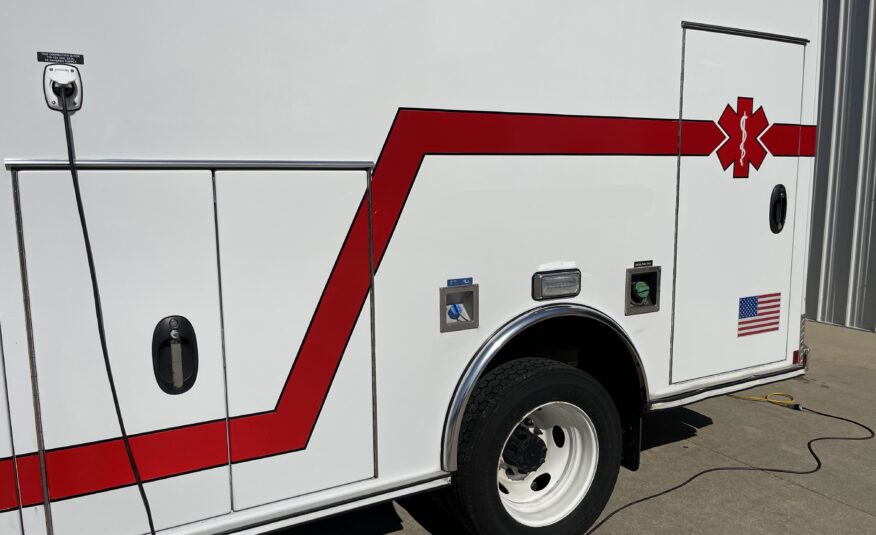 2016 F-450 4×4 Wheeled Coach Ambulance #716316