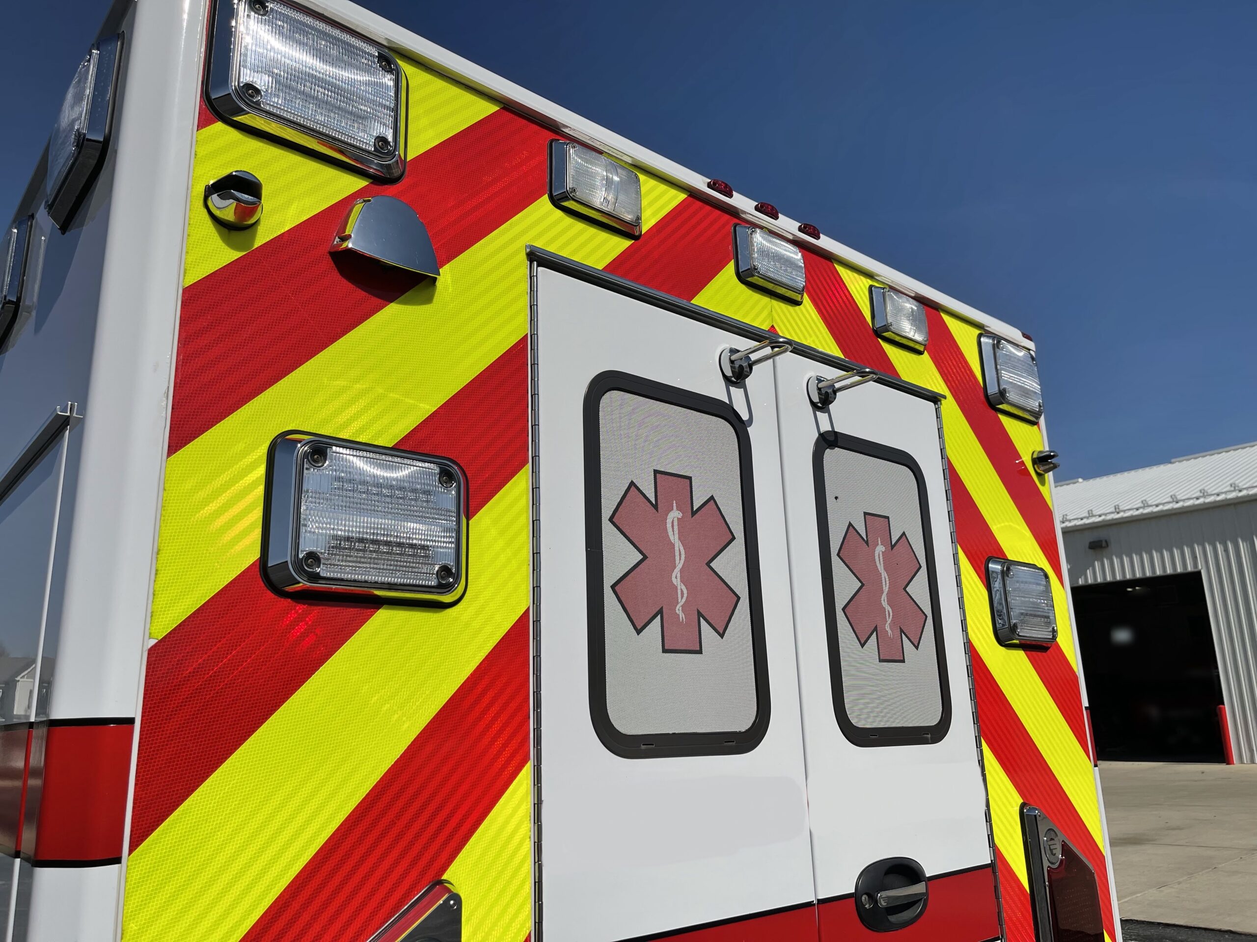 2016 F-450 4×4 Wheeled Coach Ambulance #716316