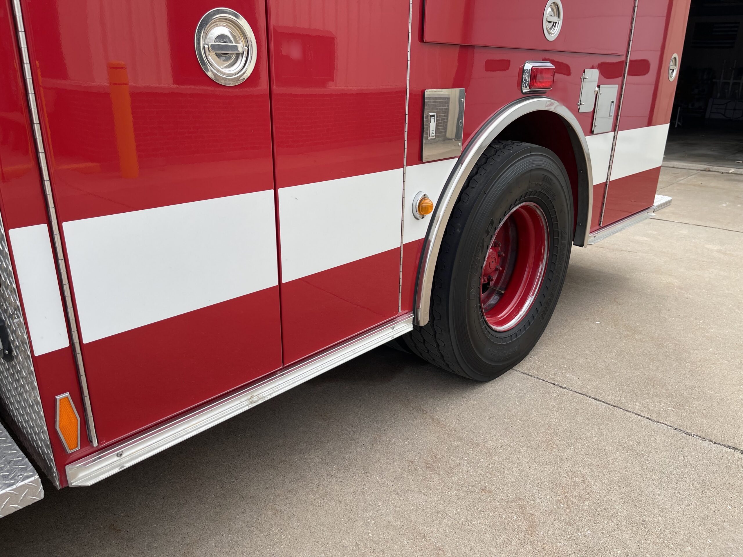 2000 Pierce Saber Pumper Tanker #716317