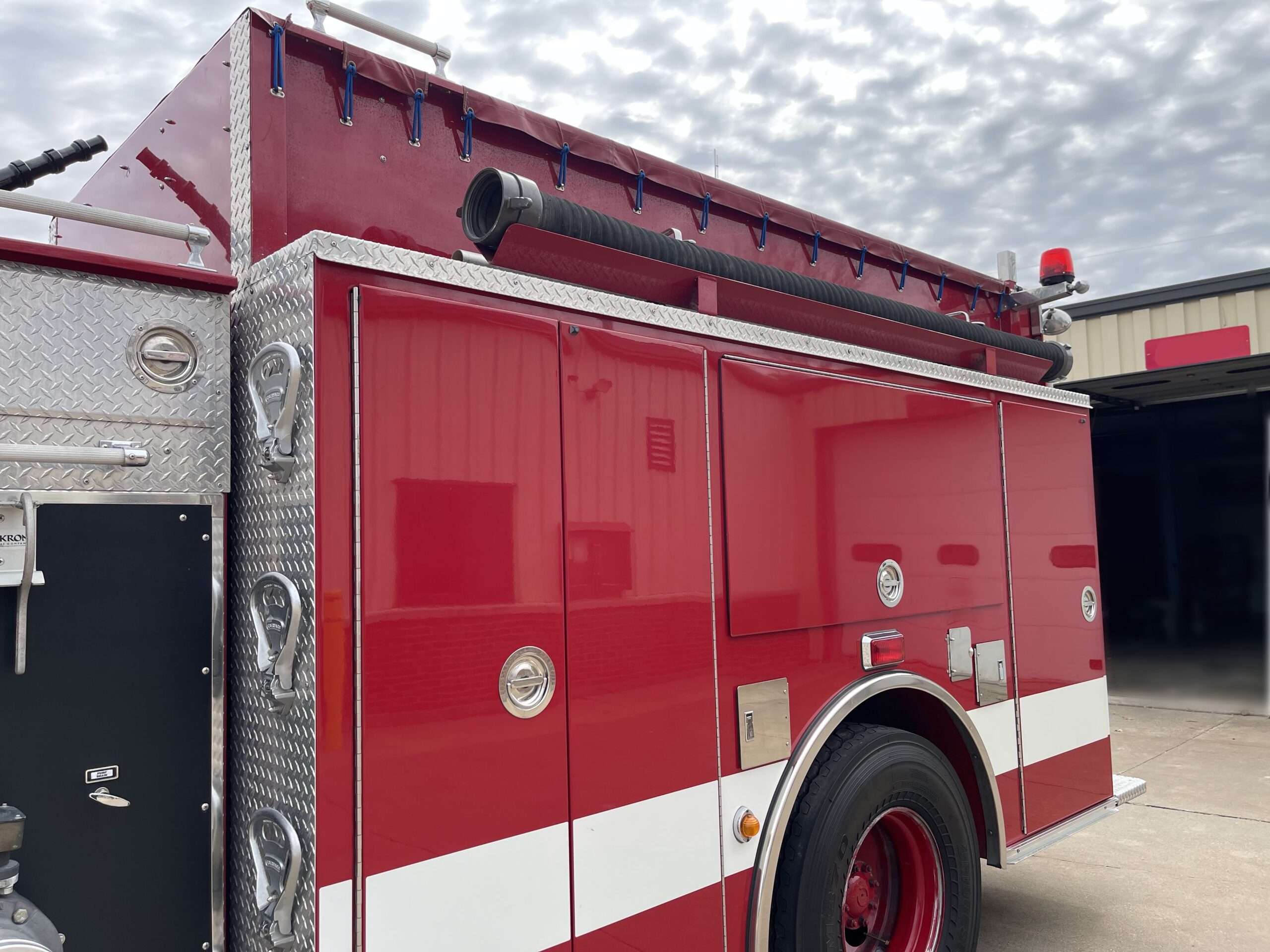 2000 Pierce Saber Pumper Tanker #716317