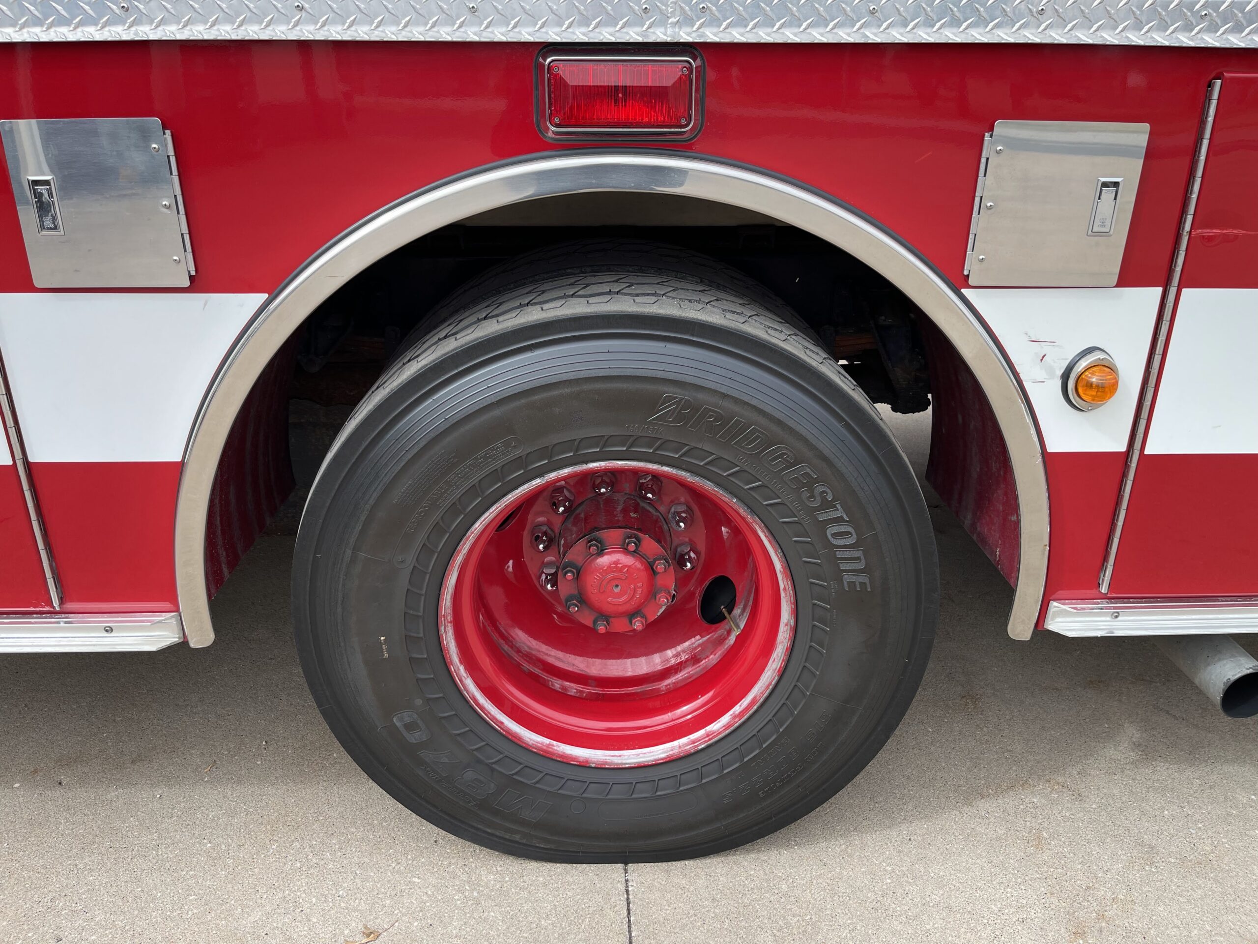 2000 Pierce Saber Pumper Tanker #716317