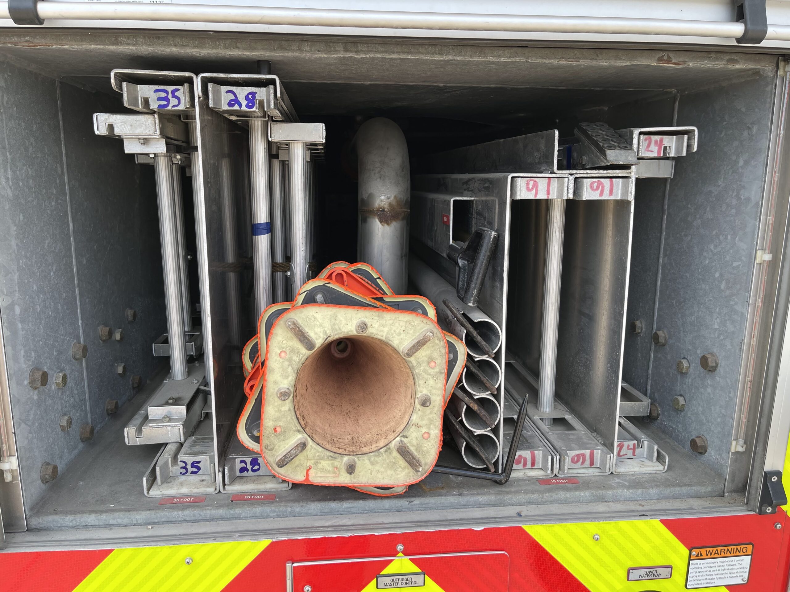 2007 Spartan Alexis 104′ RK Platform #716325