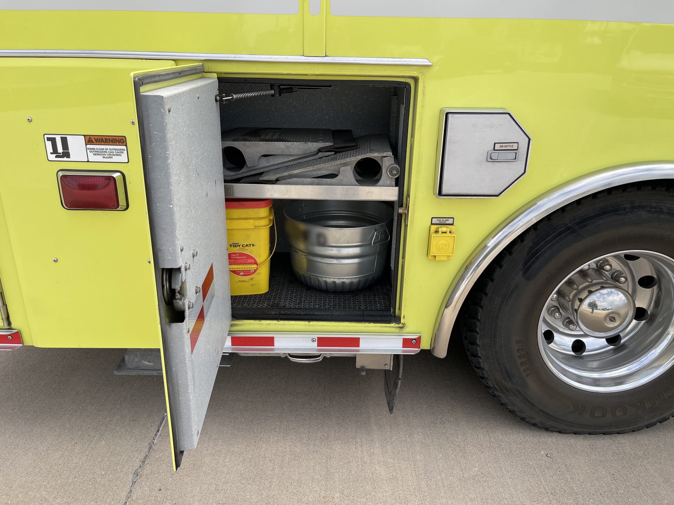 2007 Spartan Alexis 104′ RK Platform #716325