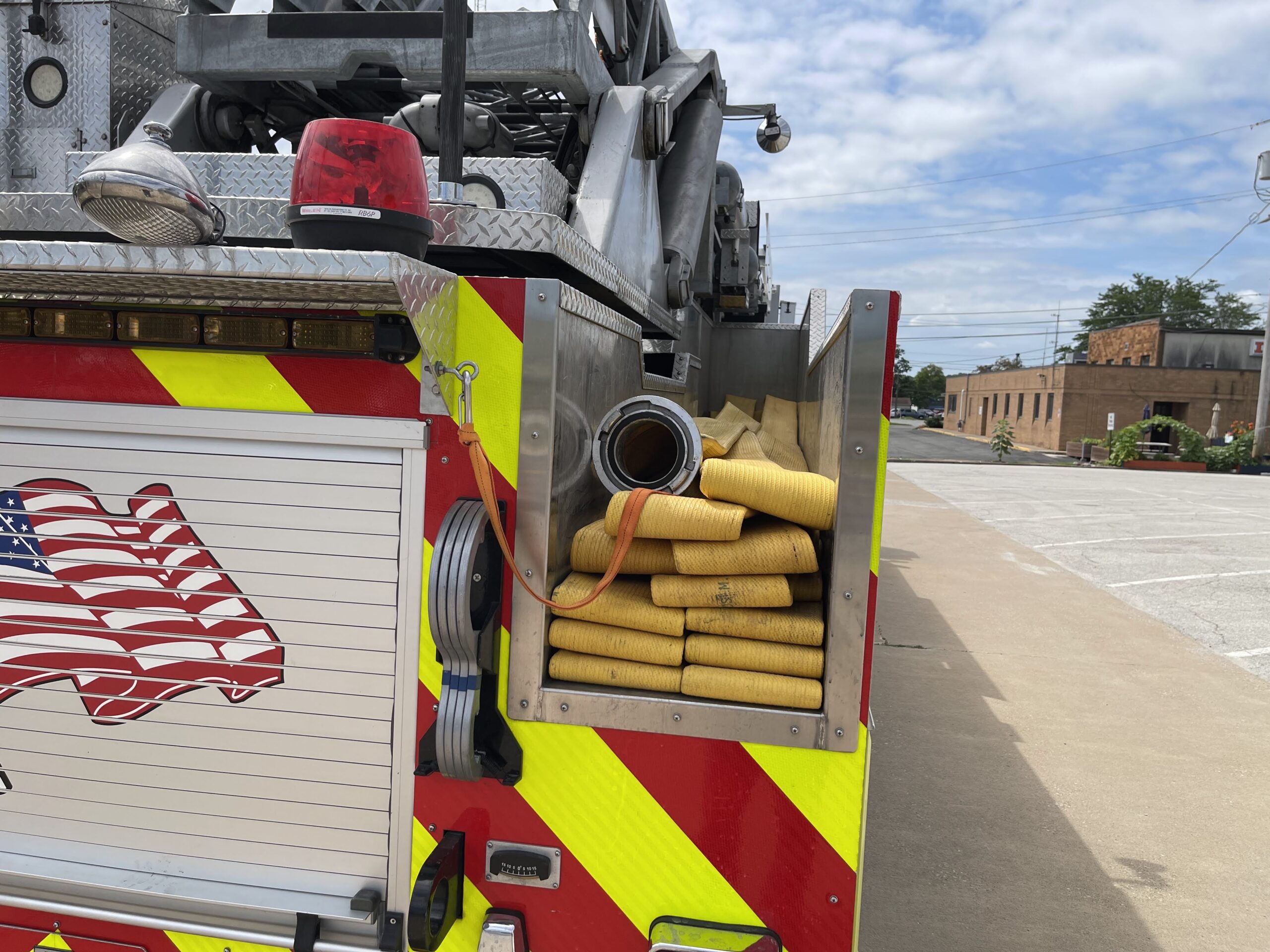 2007 Spartan Alexis 104′ RK Platform #716325