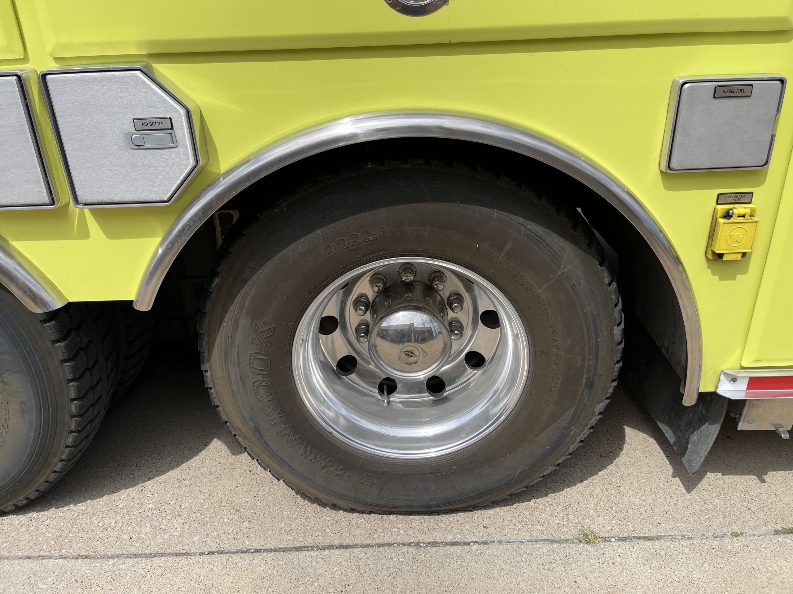 2007 Spartan Alexis 104′ RK Platform #716325