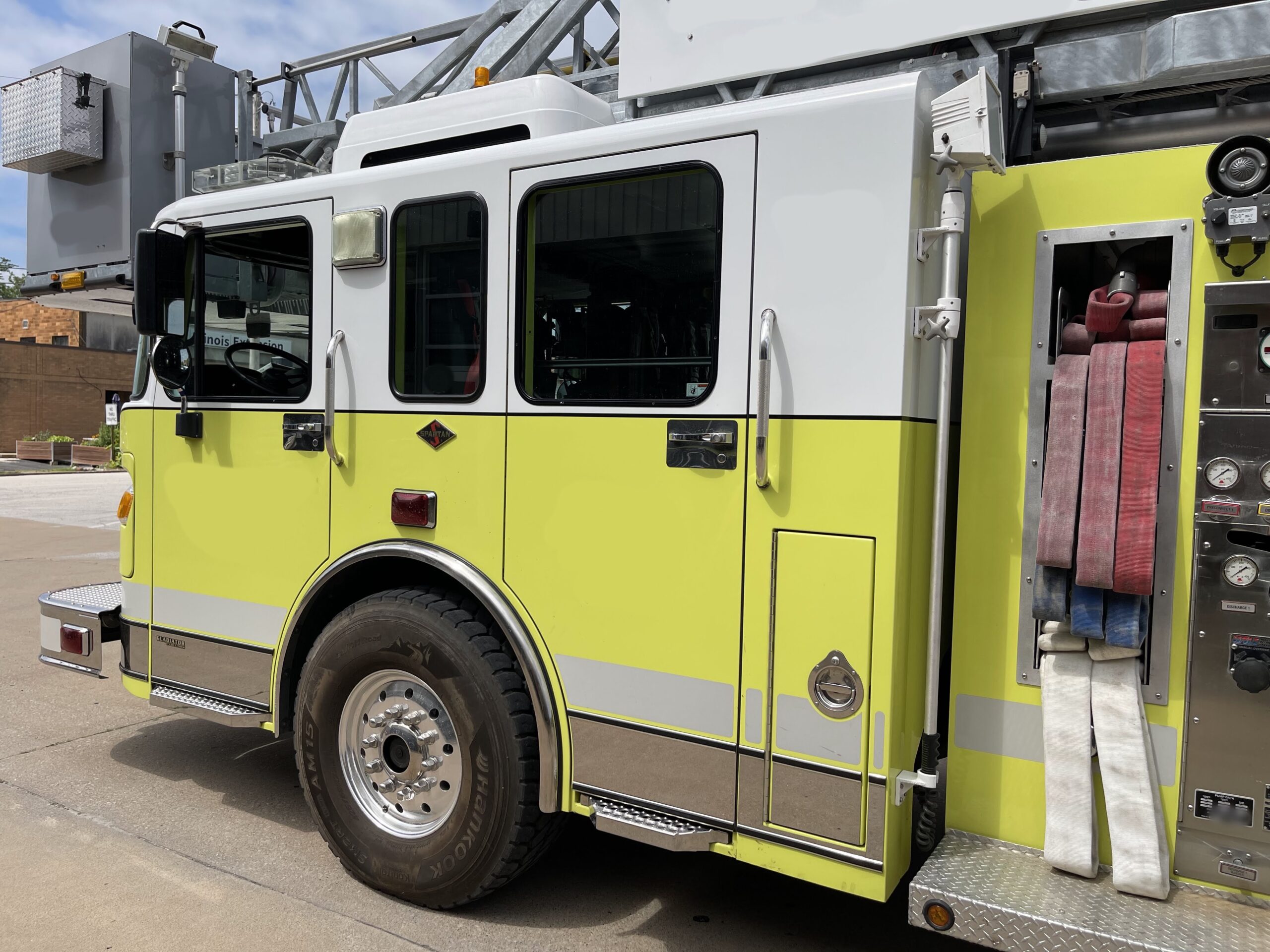 2007 Spartan Alexis 104′ RK Platform #716325