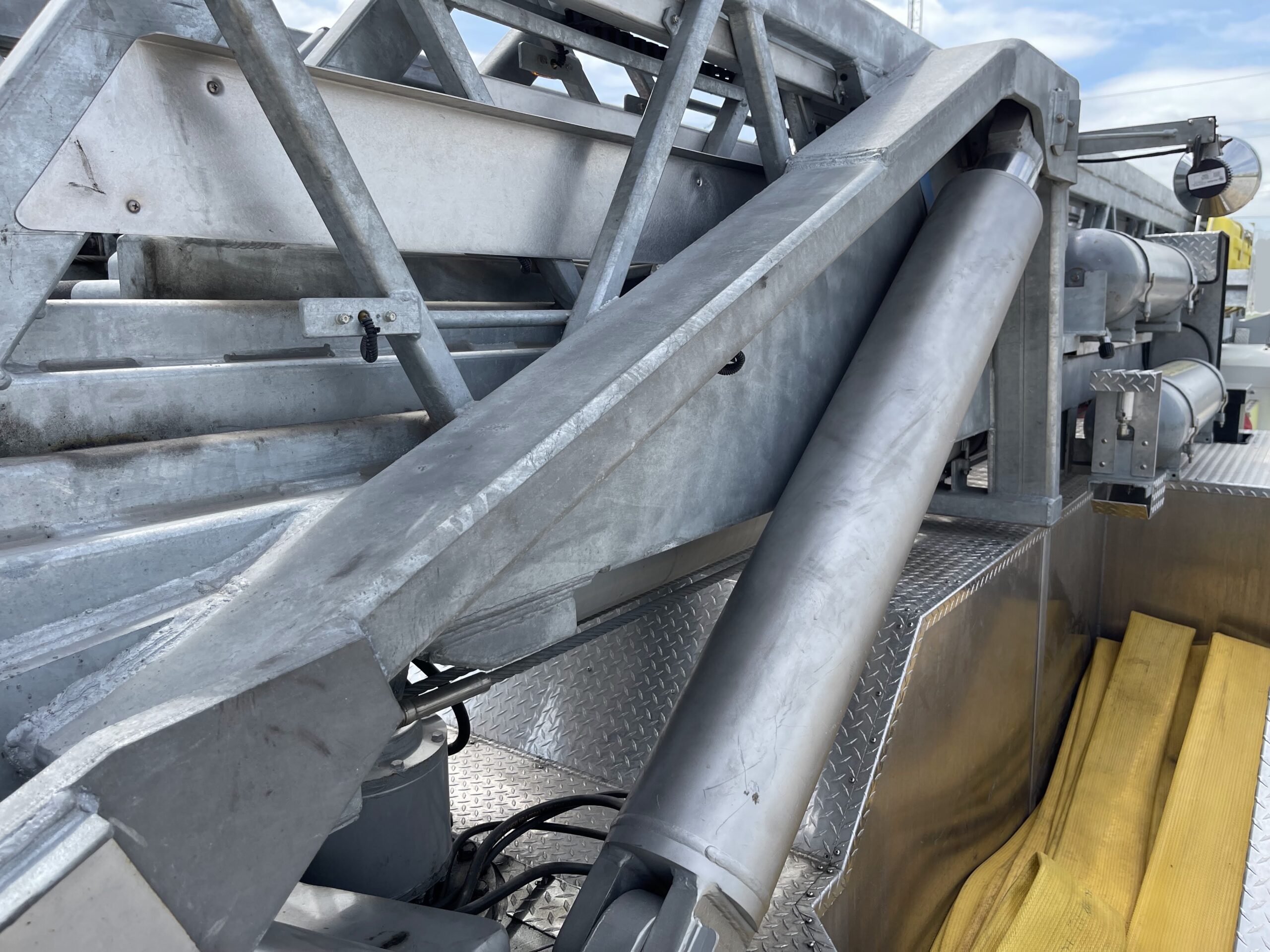 2007 Spartan Alexis 104′ RK Platform #716325