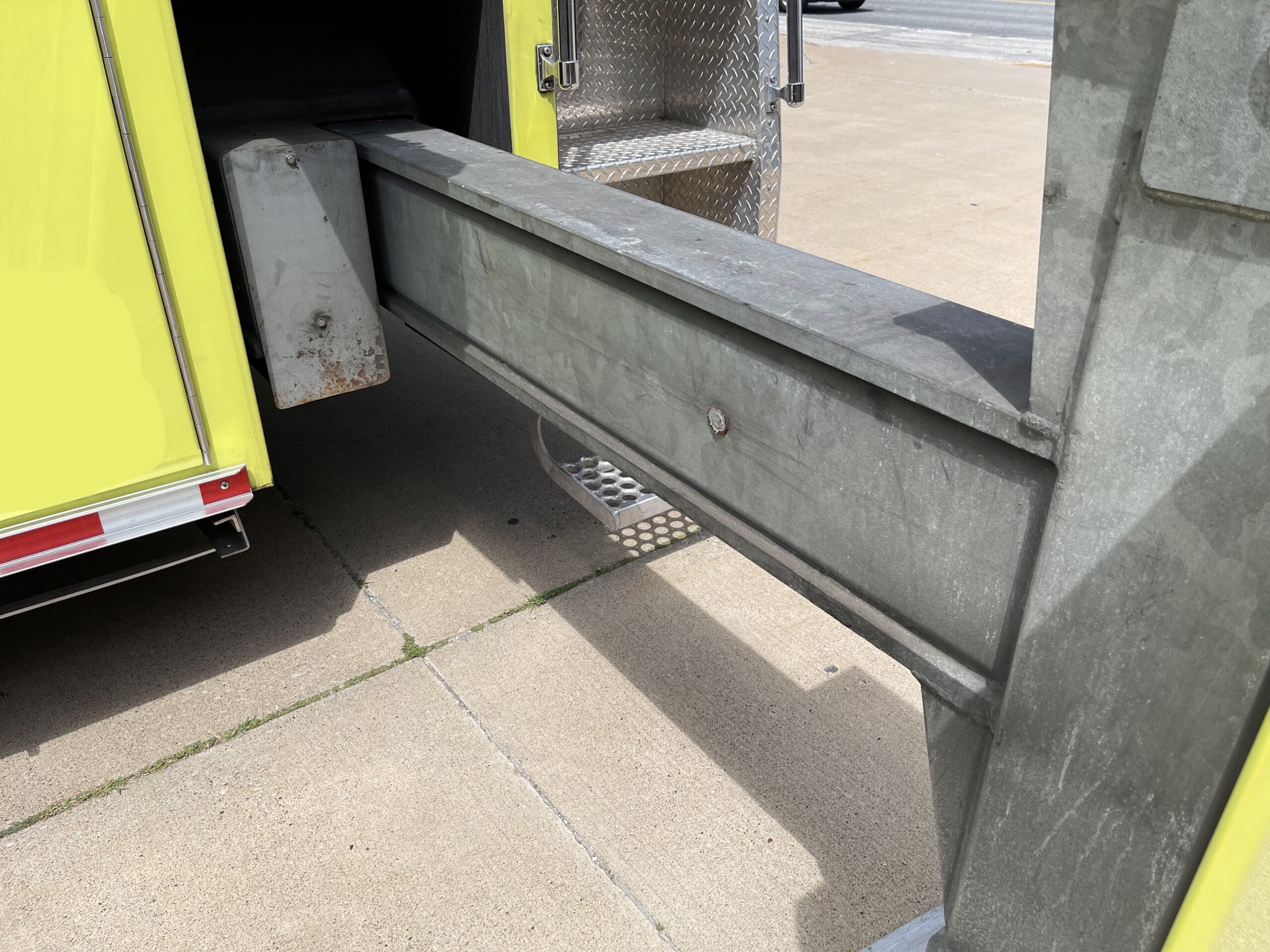 2007 Spartan Alexis 104′ RK Platform #716325