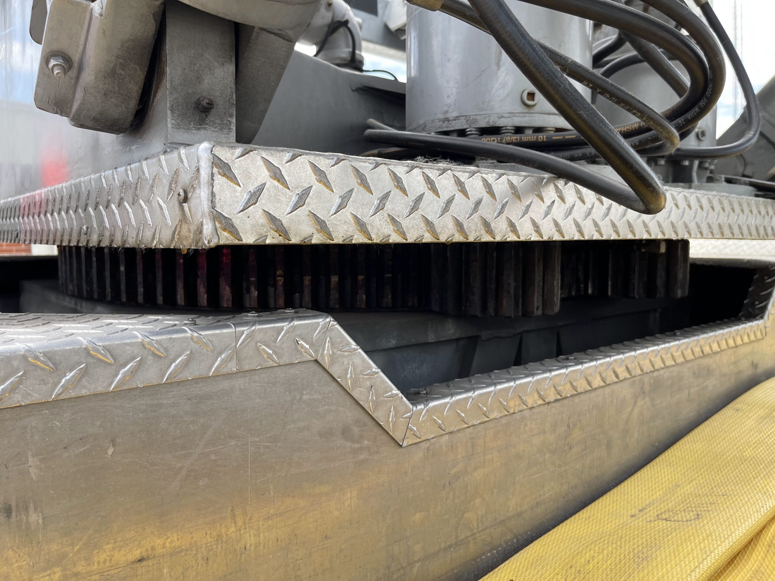 2007 Spartan Alexis 104′ RK Platform #716325