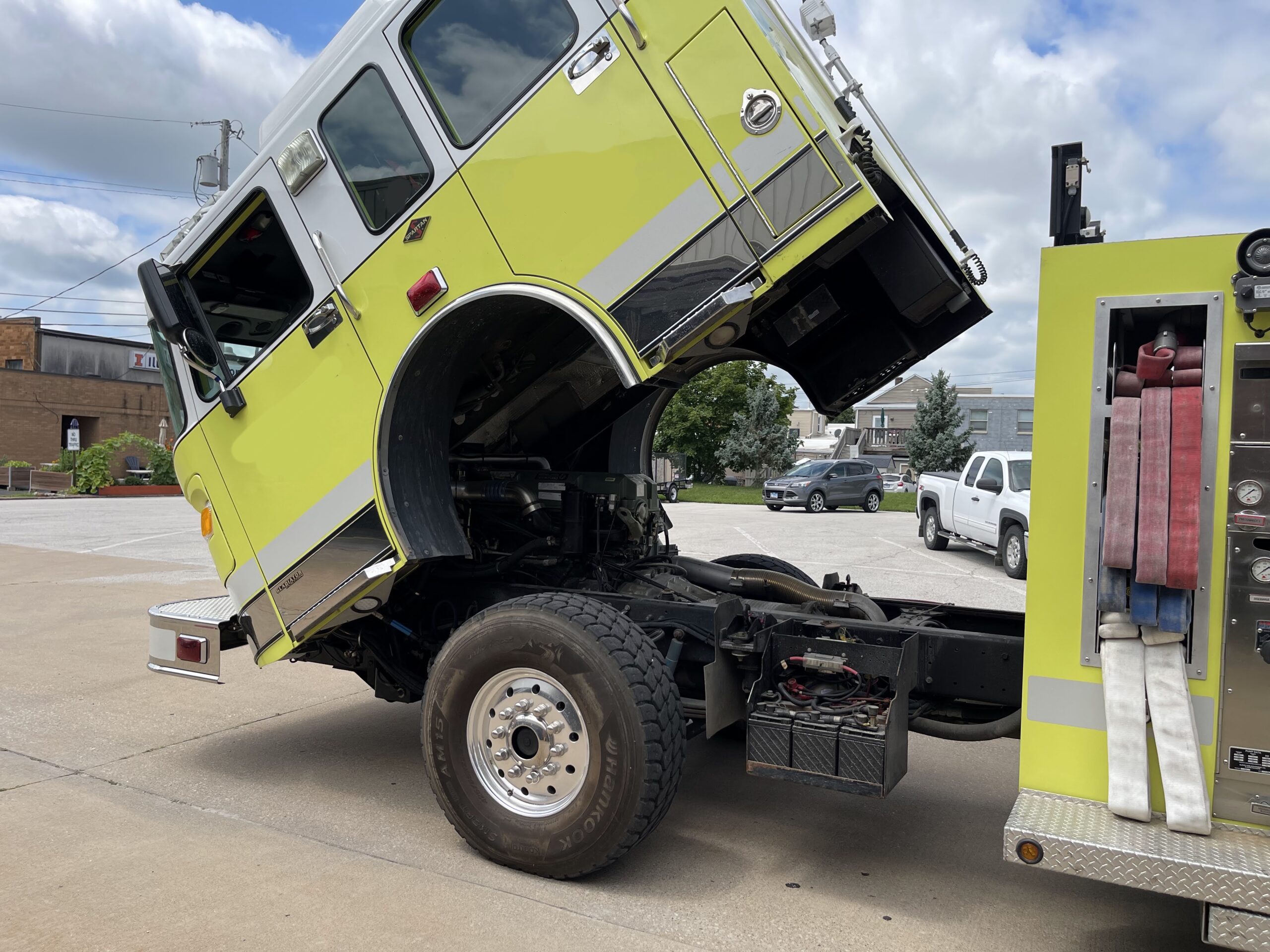 2007 Spartan Alexis 104′ RK Platform #716325