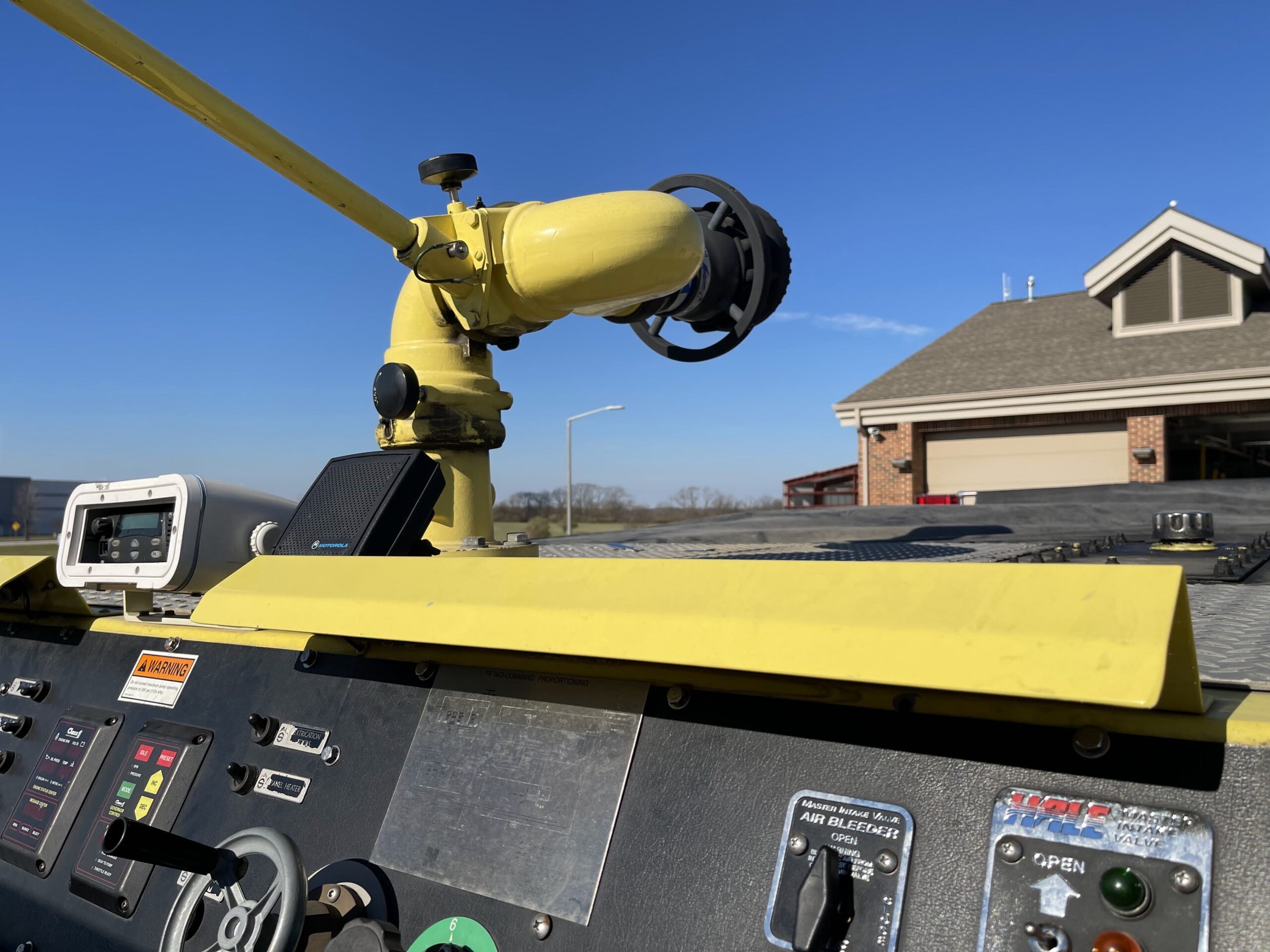 2004 Sutphen National Foam Pumper #716329