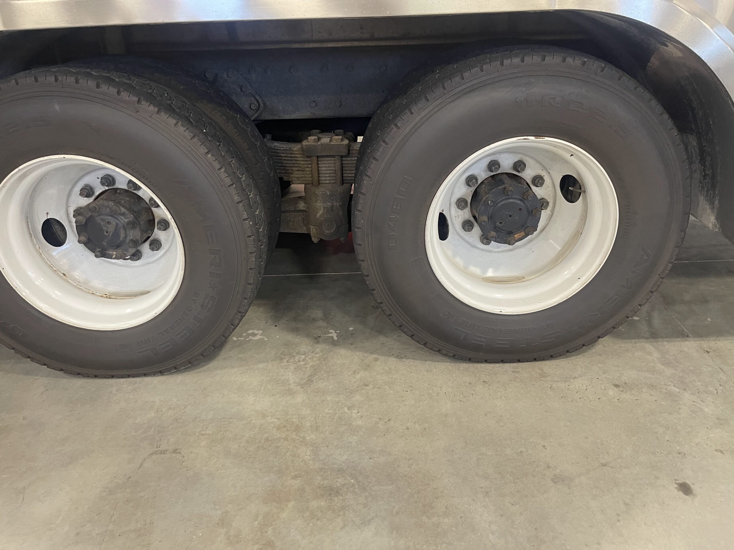 1993 International Walker 3,000 Gallon Tanker #716330