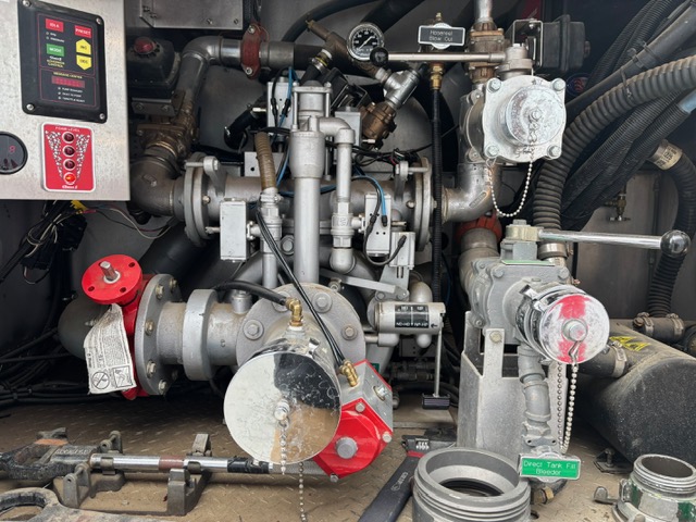 2004 International Rosenbauer 4×4 Rescue/Brush Truck #716331