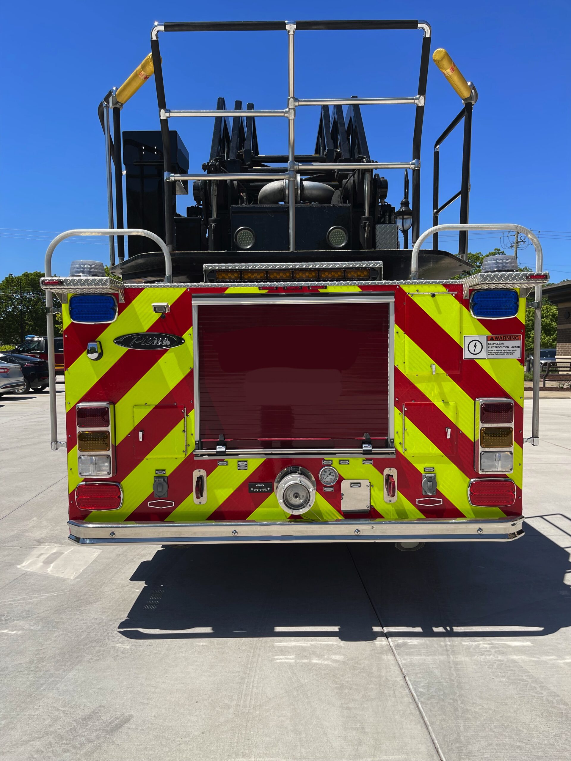 2003 Pierce 100′ Tower #716336