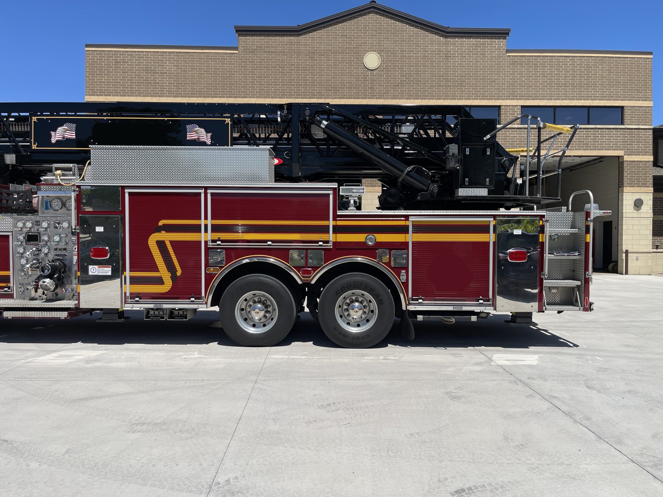 2003 Pierce 100′ Tower #716336