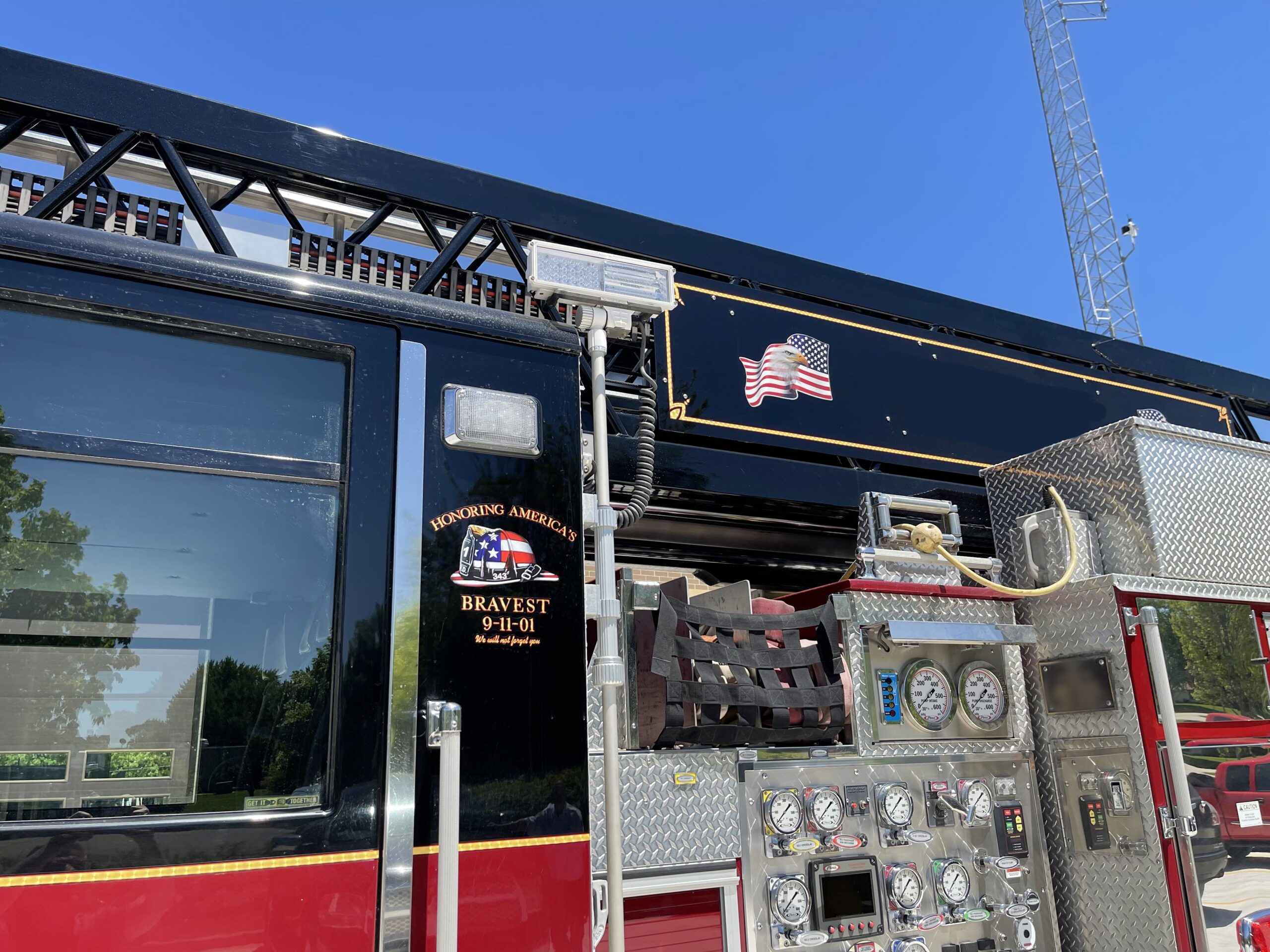 2003 Pierce 100′ Tower #716336