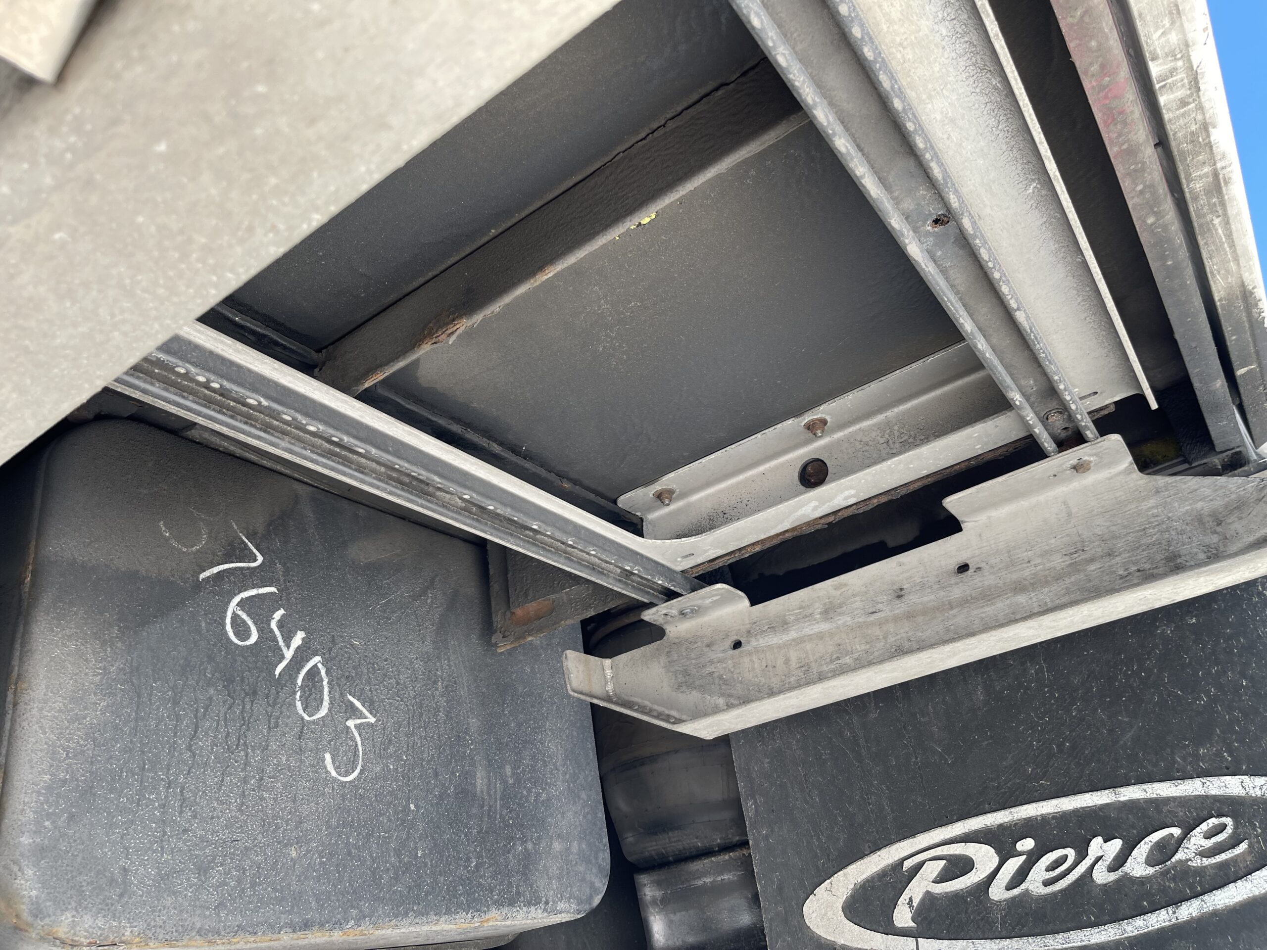 2003 Pierce 100′ Tower #716336