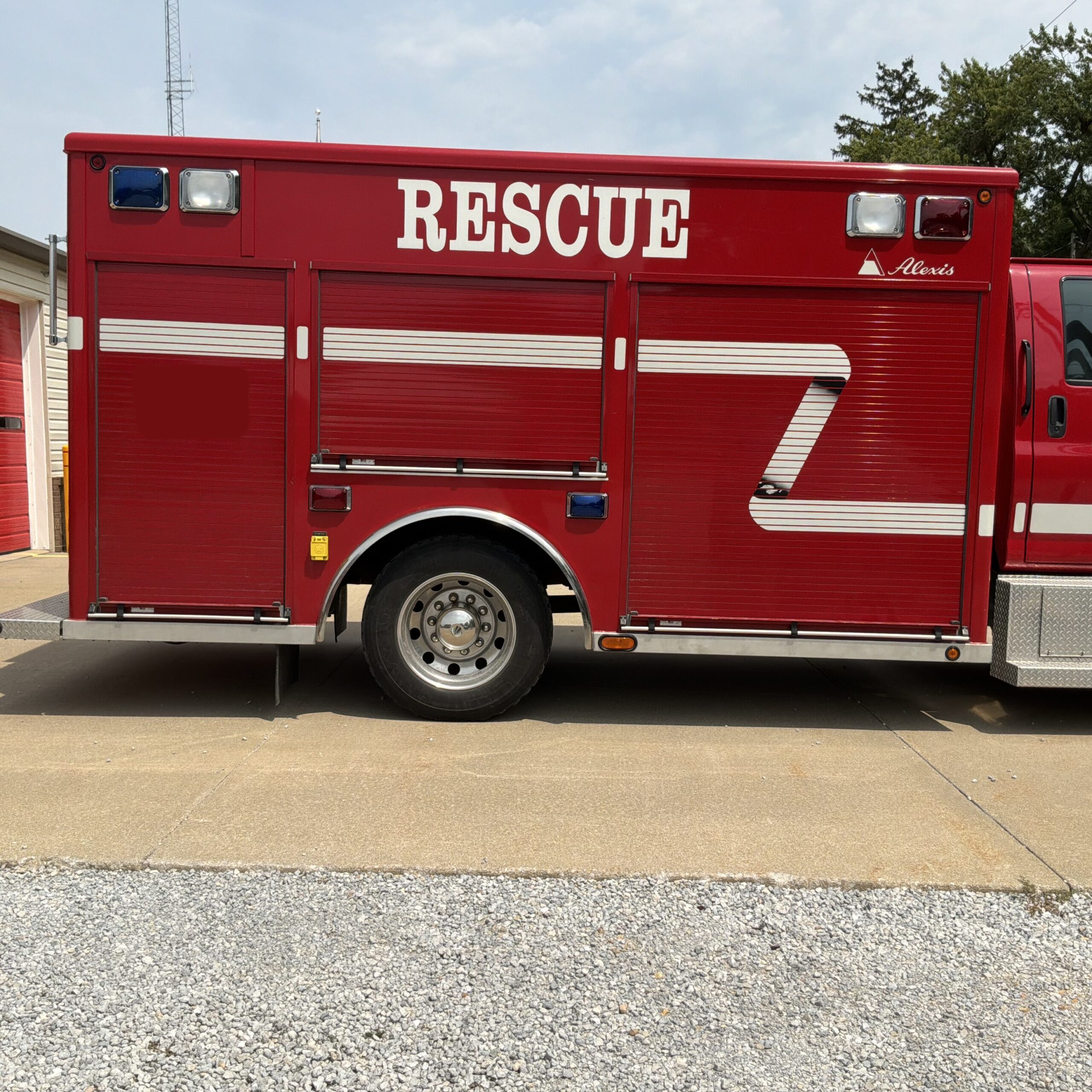 2005 Chevy Alexis Rescue #716337