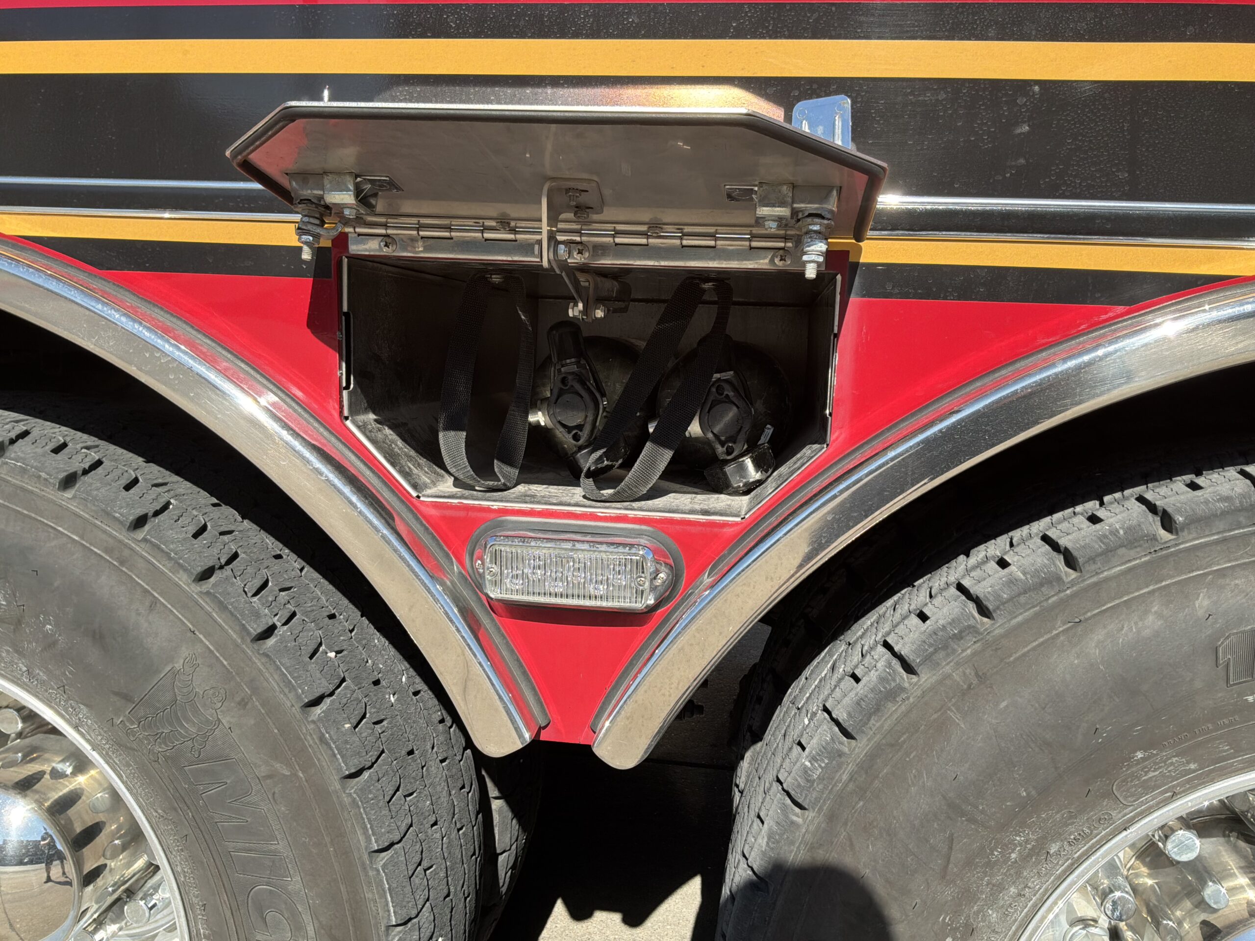 2018 Freightliner Pierce 3,000 Gallon Tanker Pumper #716339