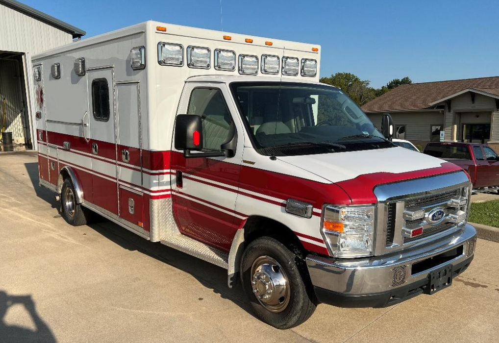 2004/2014 E450 Medtec Ambulance #716338